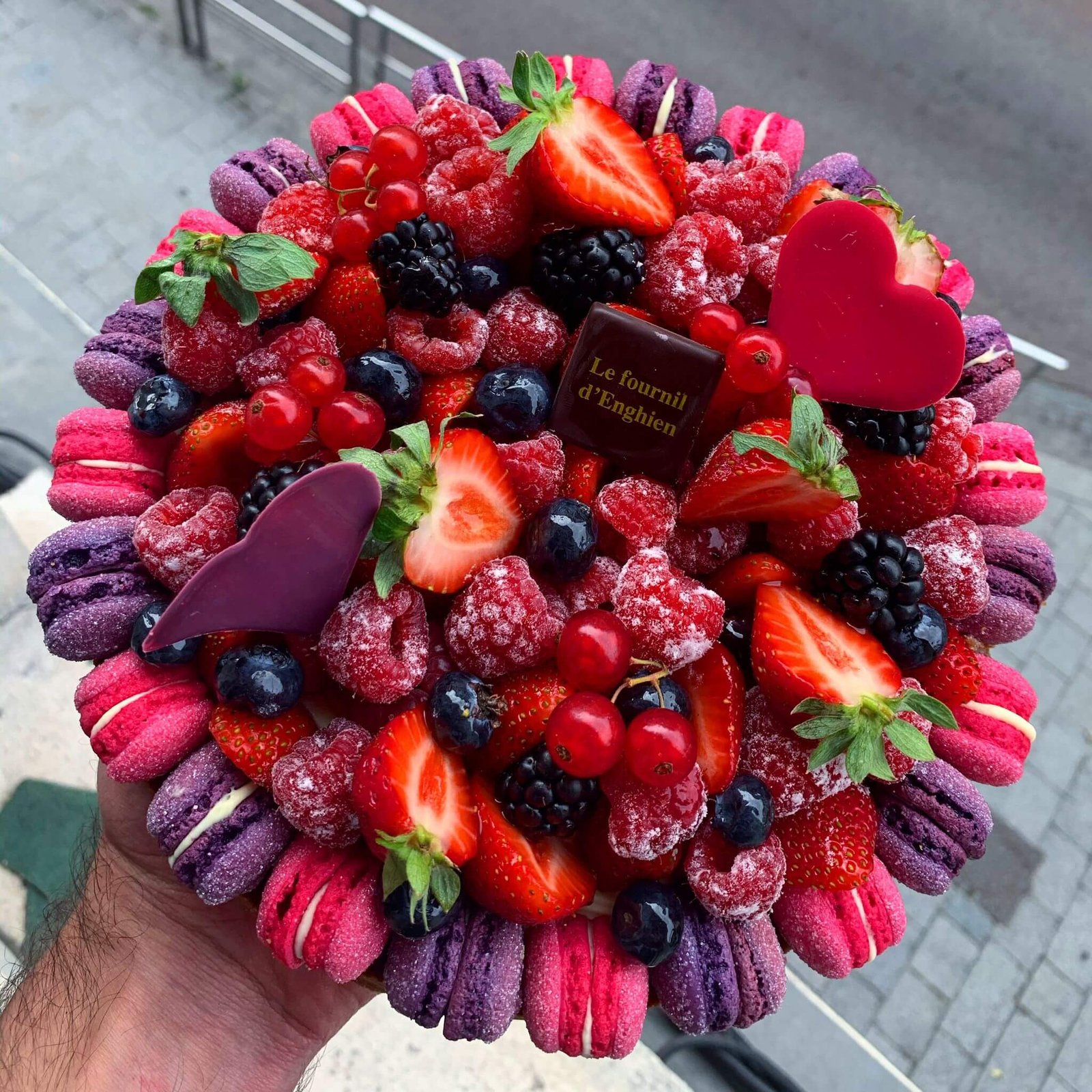 Dessert aux fruits rouges frais